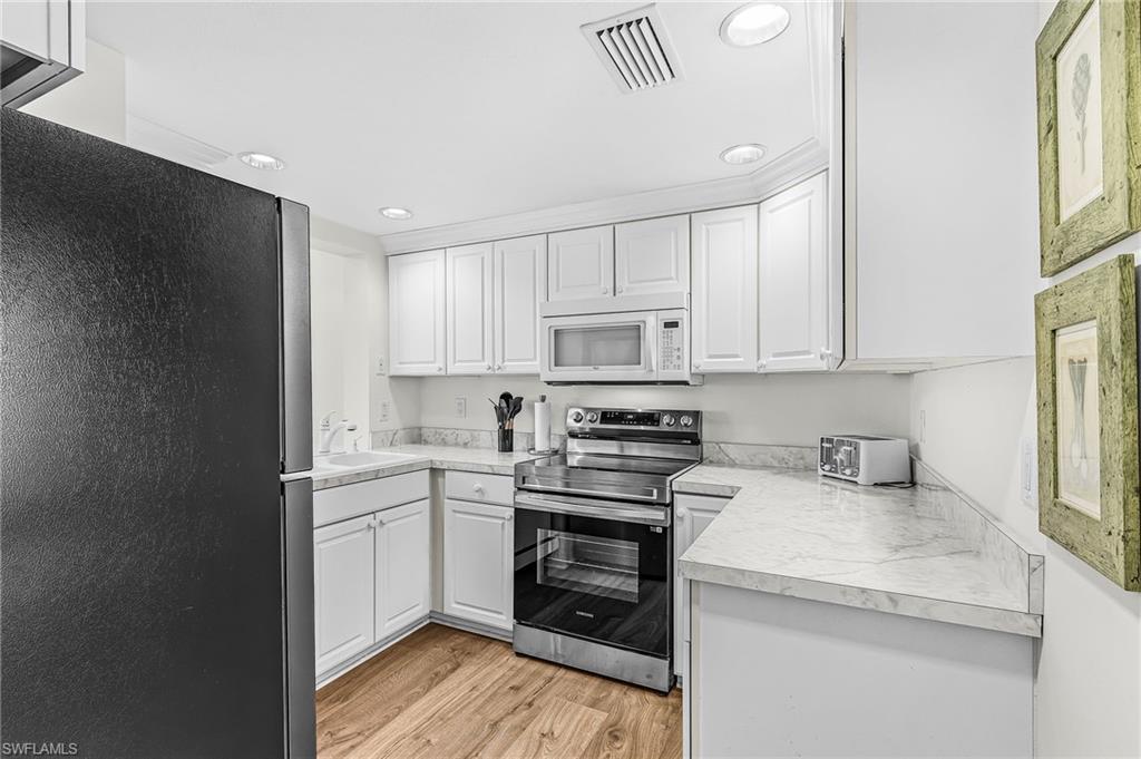 SUNDIET VILLAGE - Residential