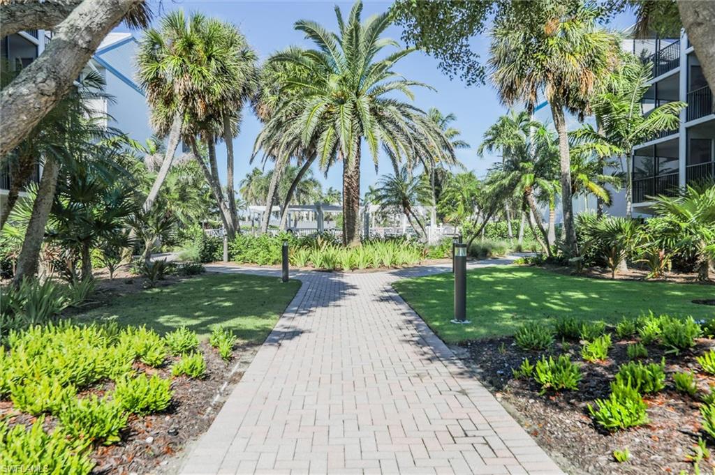 TENNIS VILLAS - Residential