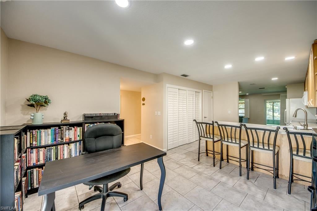 SPRING LAKE CONDO - Residential