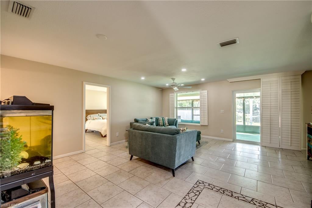 SPRING LAKE CONDO - Residential