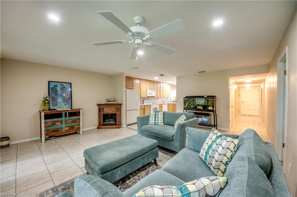 SPRING LAKE CONDO - Residential