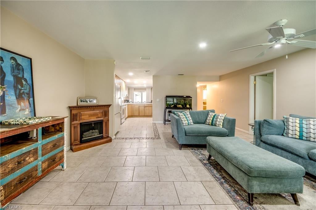 SPRING LAKE CONDO - Residential