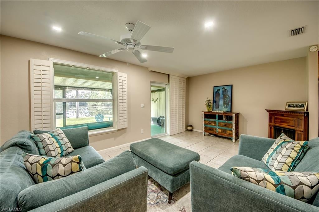 SPRING LAKE CONDO - Residential