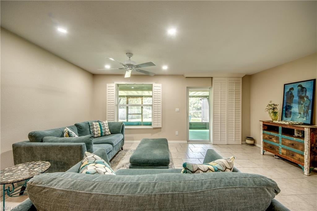 SPRING LAKE CONDO - Residential