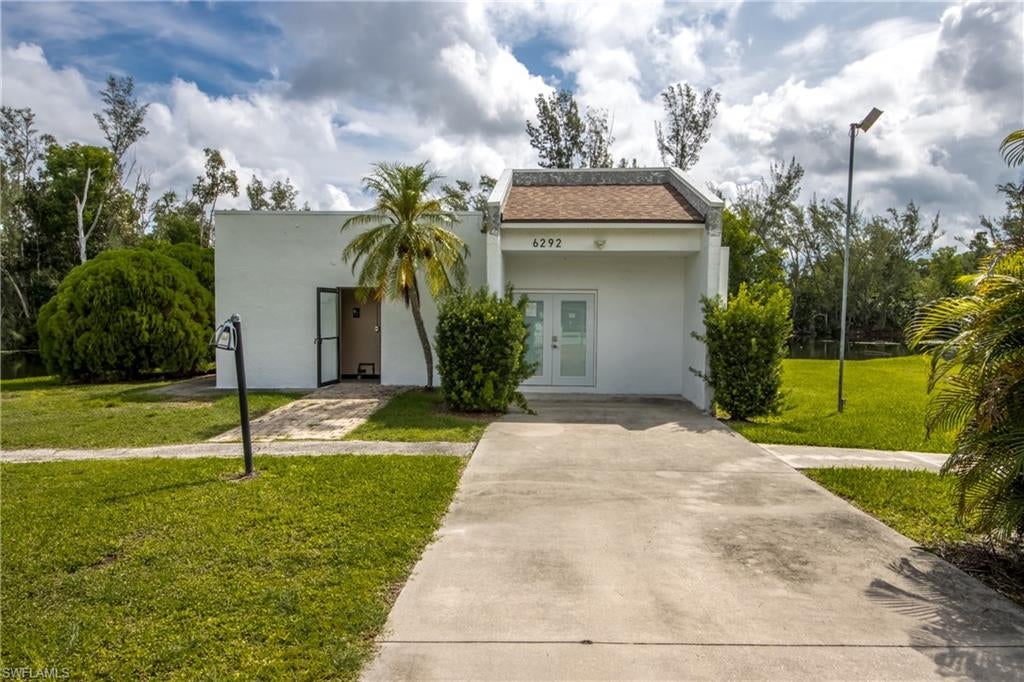 SPRING LAKE CONDO - Residential