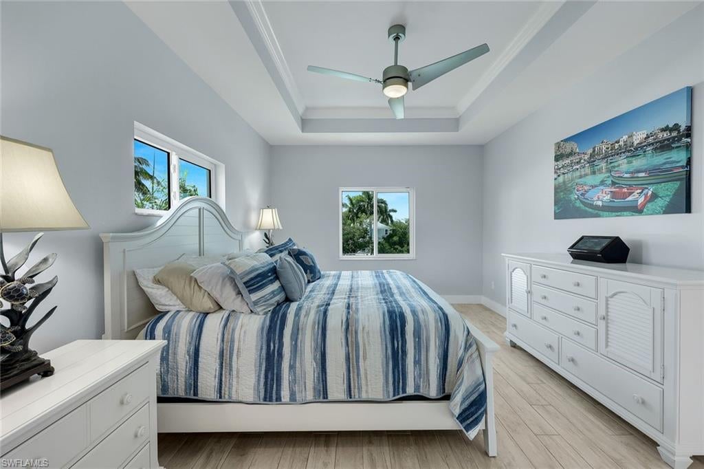 LAGUNA SHORES - Residential
