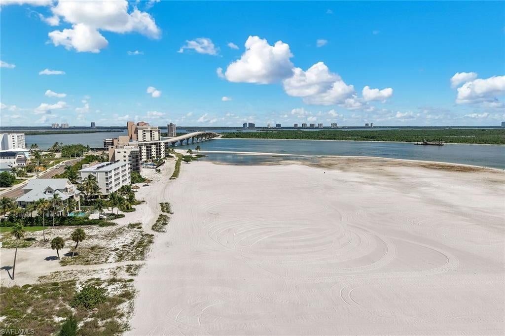 LAGUNA SHORES - Residential
