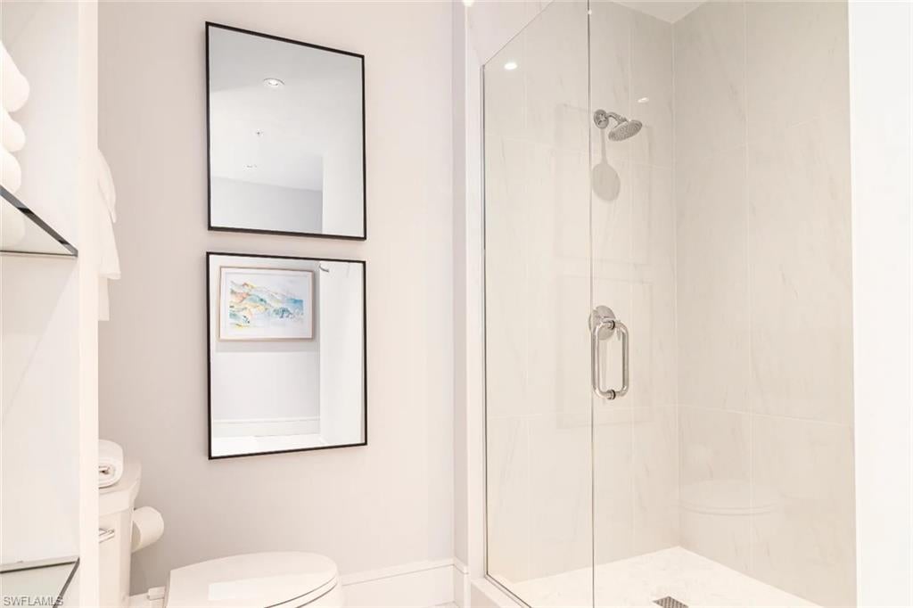 SOCE FLATS - Residential Lease