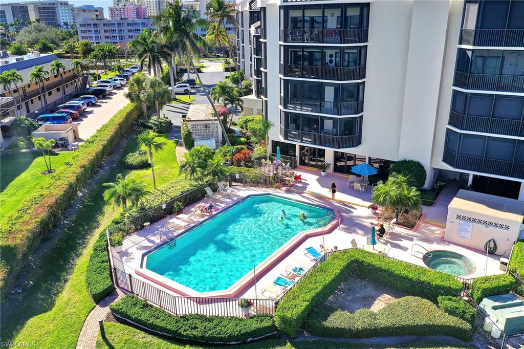 CAMELOT CONDO - Residential