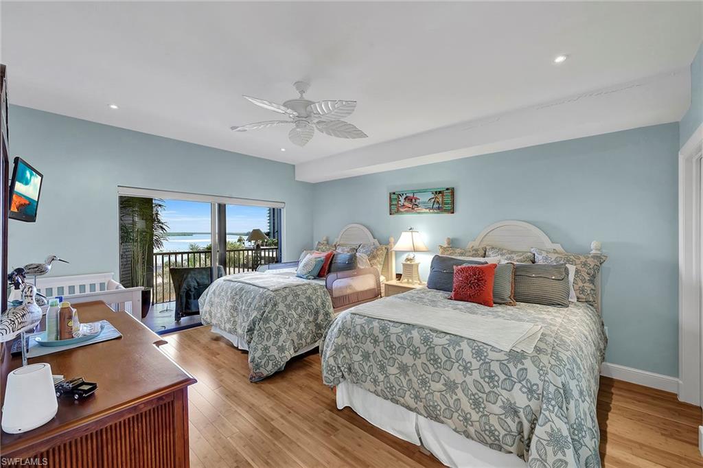 CAMELOT CONDO - Residential