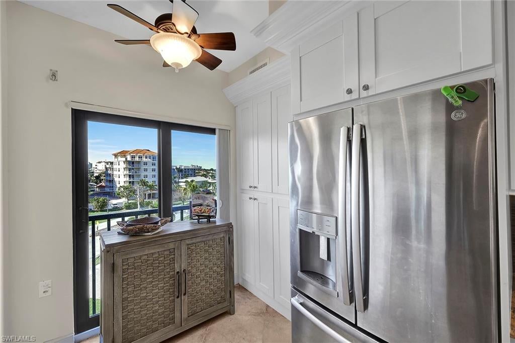 CAMELOT CONDO - Residential