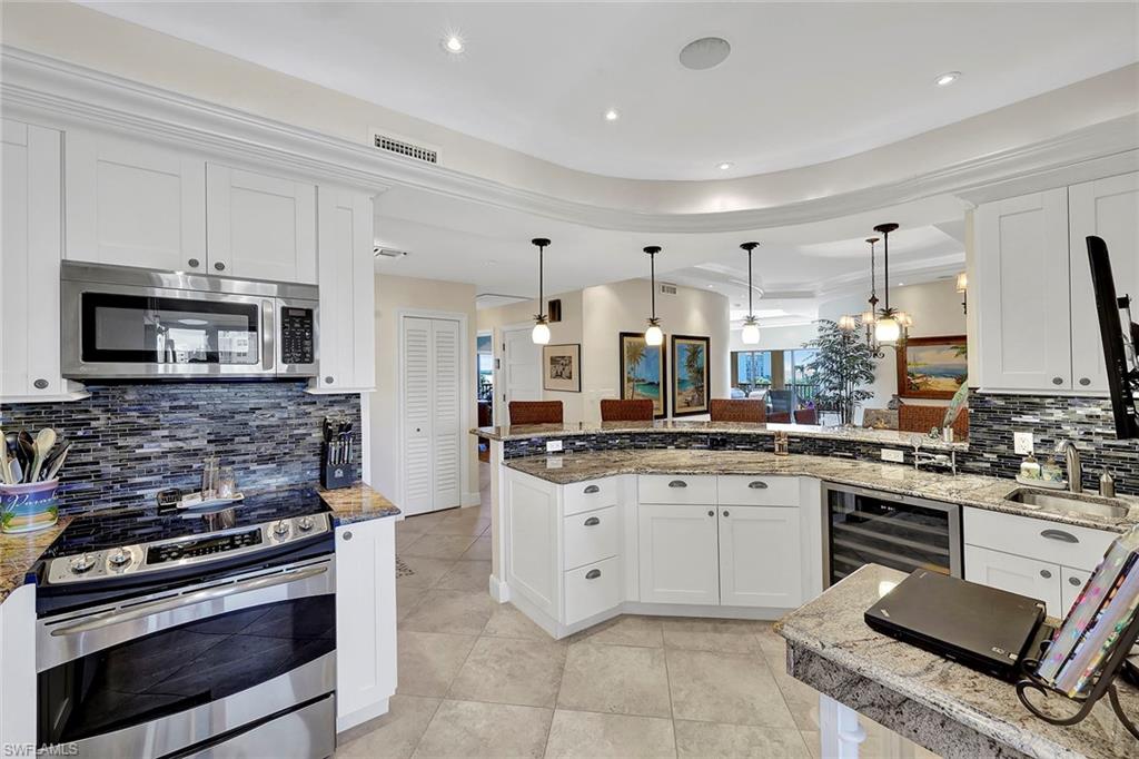 CAMELOT CONDO - Residential
