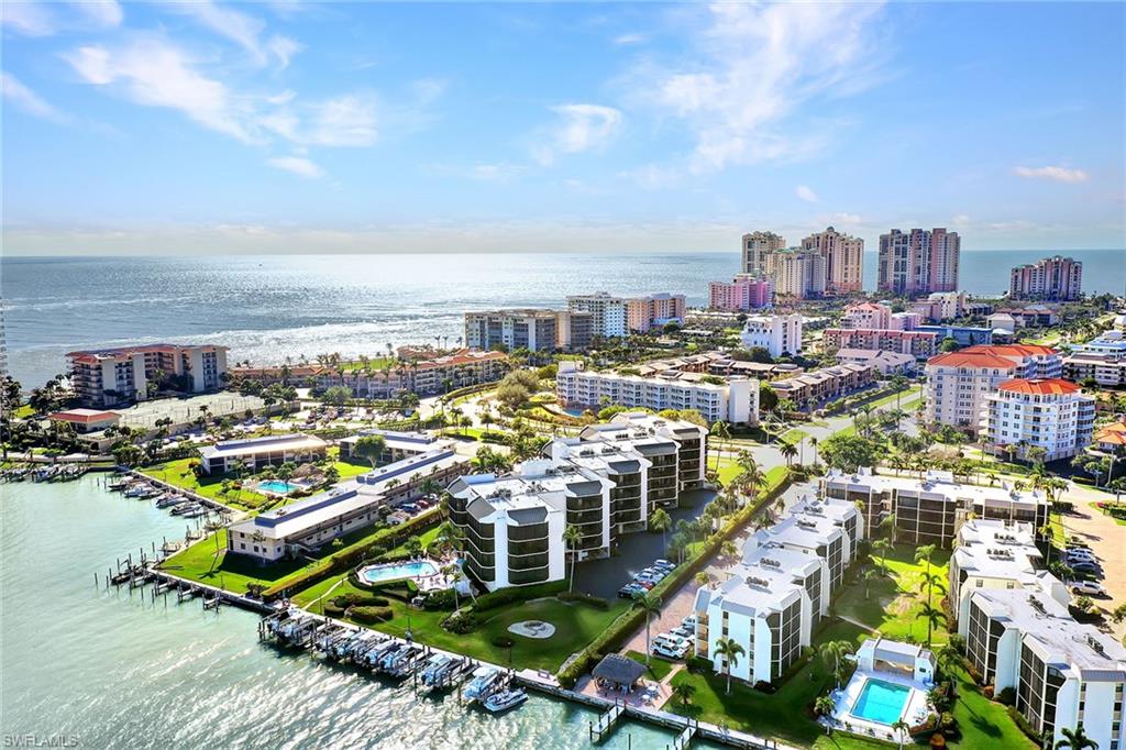 CAMELOT CONDO - Residential