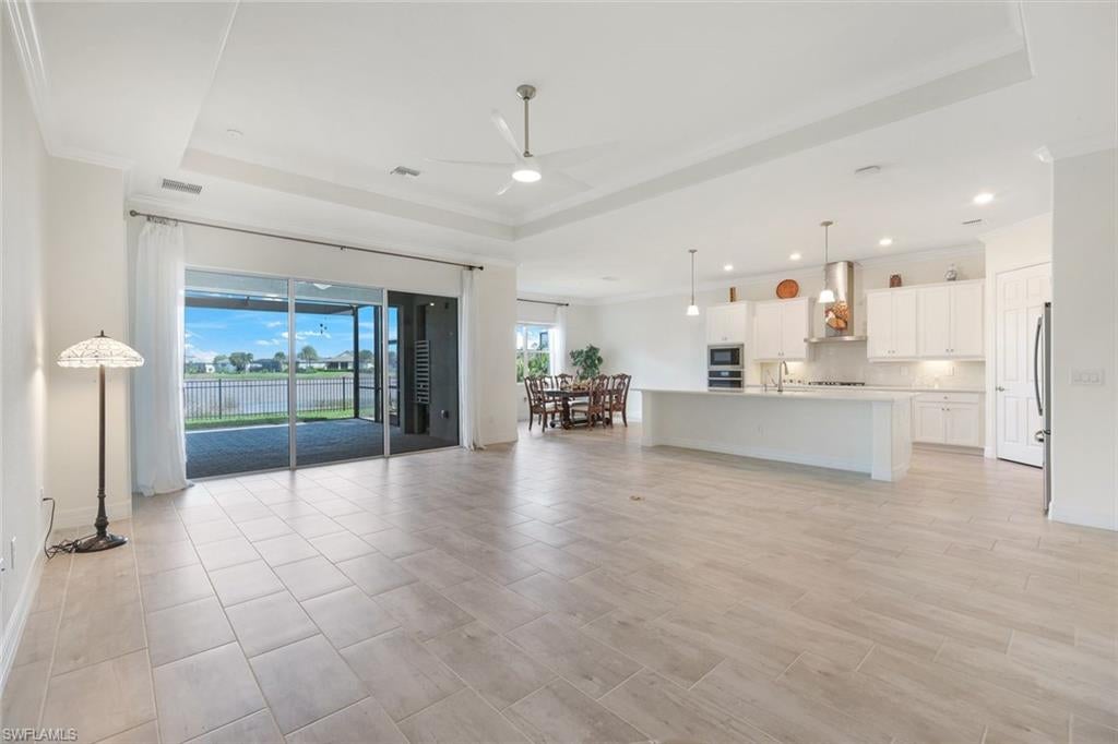 LAKE TIMBER - Residential