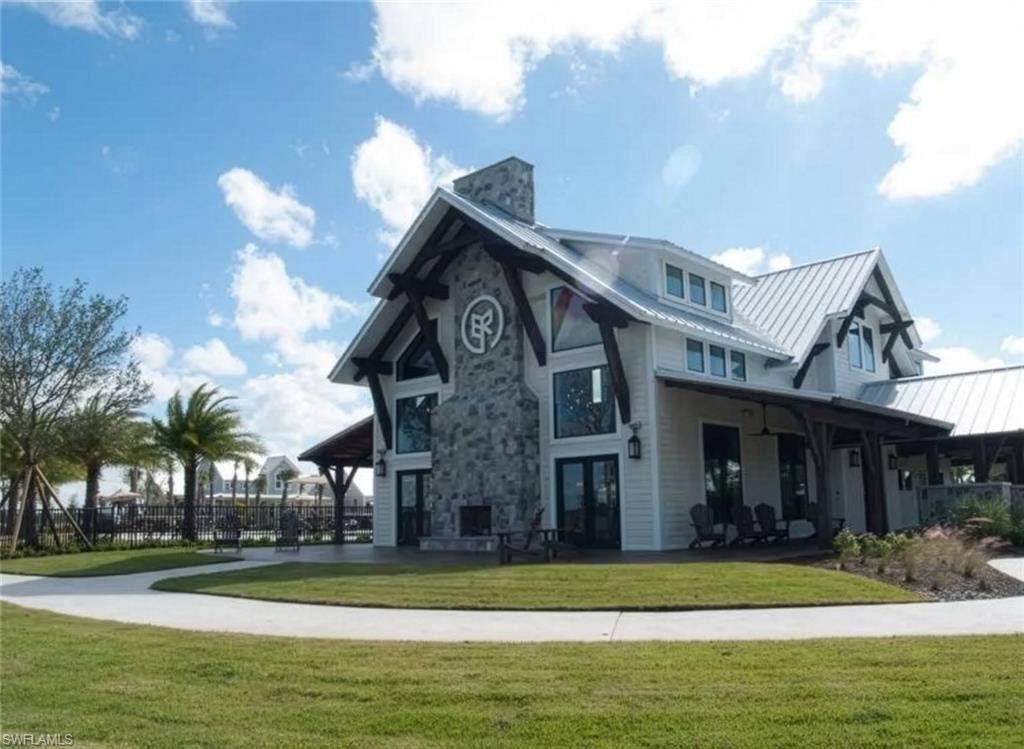 LAKE TIMBER - Residential
