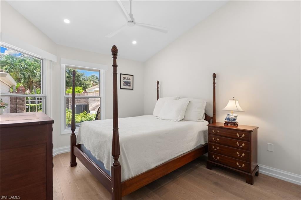 VILLAS AT PELICAN BAY - Residential