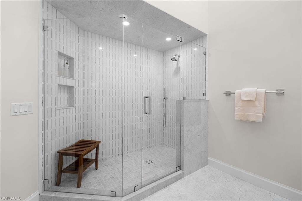 VILLAS AT PELICAN BAY - Residential