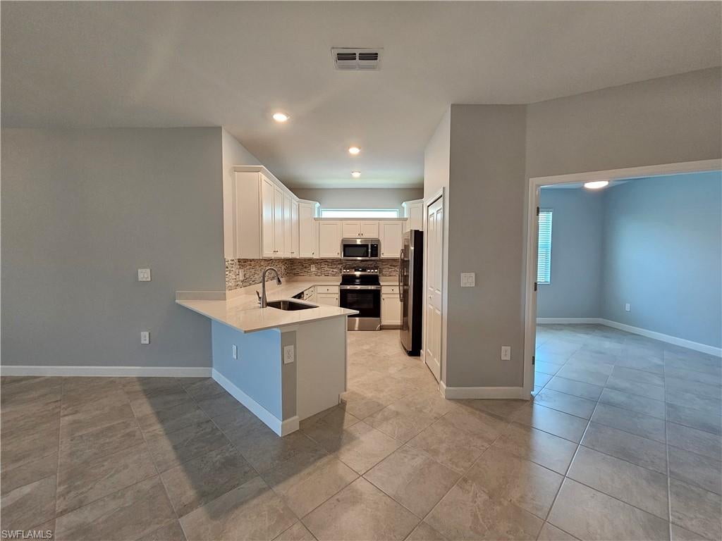 IBIS LANDING - Residential Lease