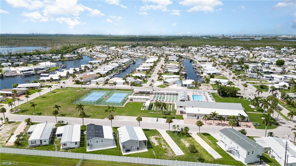 BAYSIDE ESTATES - Land