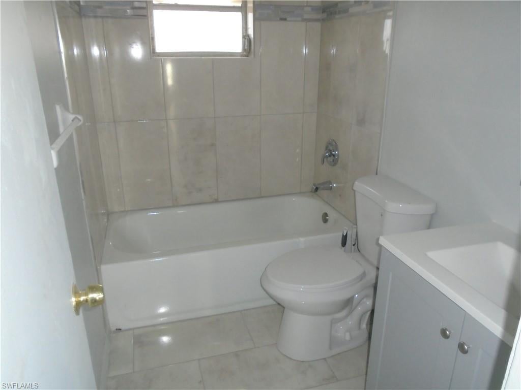 PINE MANOR - Residential Lease