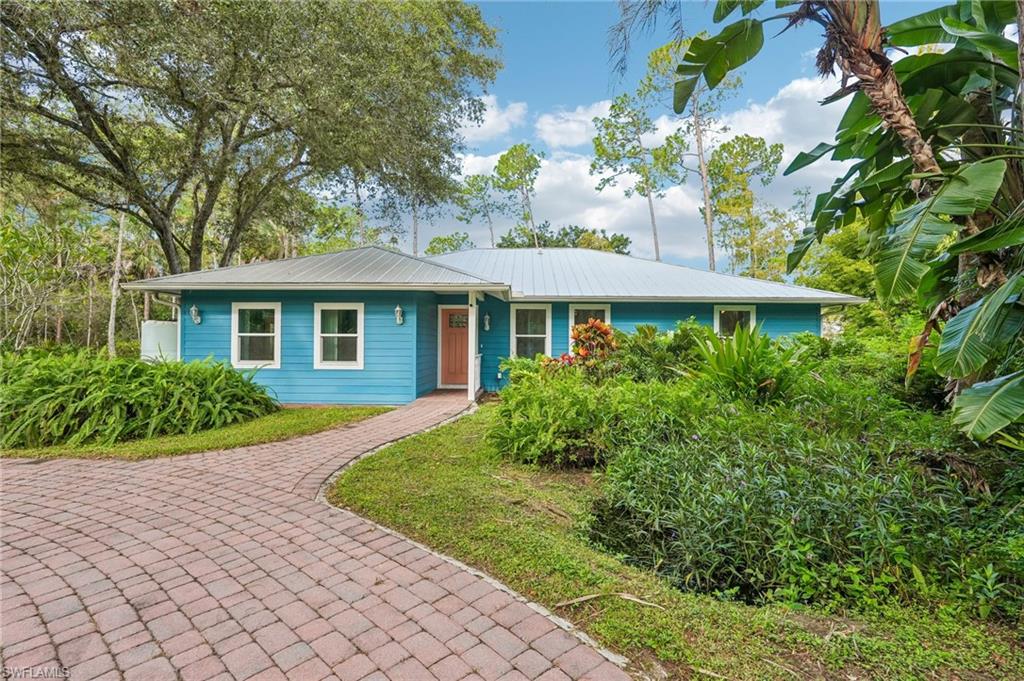 GOLDEN GATE ESTATES - Residential