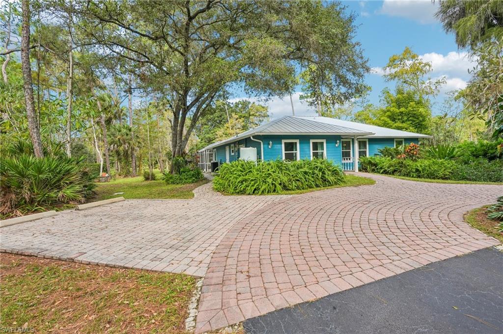 GOLDEN GATE ESTATES - Residential