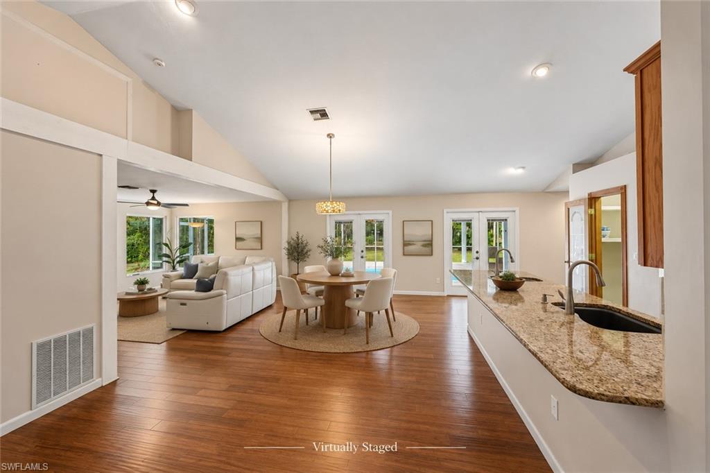 GOLDEN GATE ESTATES - Residential