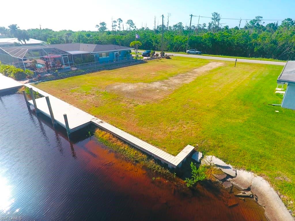 ISLAND PARK - Land