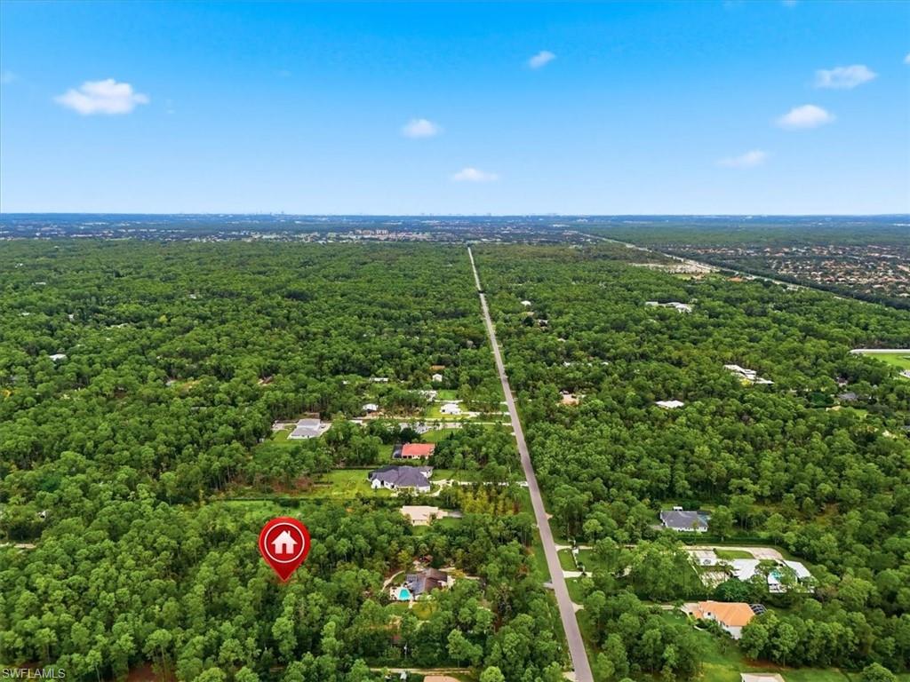COLLIER WOODS - Land
