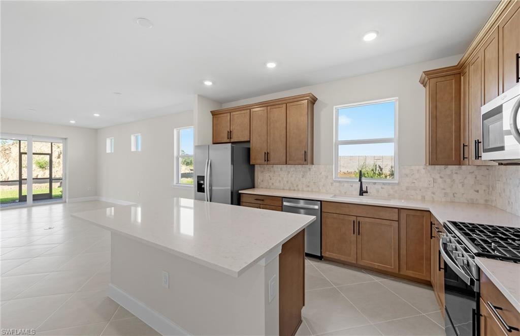 DEL WEBB OAK CREEK - Residential