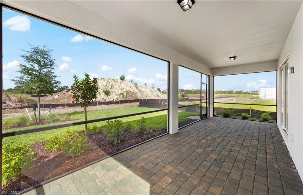DEL WEBB OAK CREEK - Residential