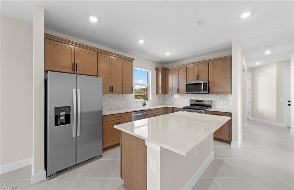 DEL WEBB OAK CREEK - Residential