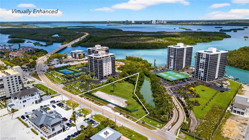 BONITA BEACH - Land