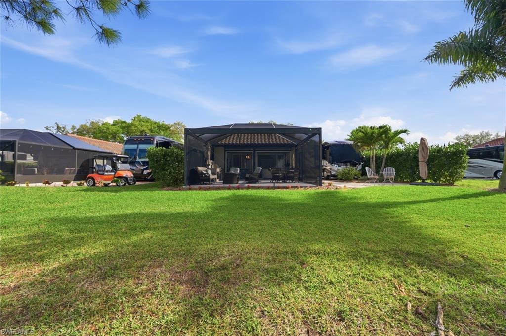 GOLDEN PALMS LUXURY MOTORCOACH RESORT - Land