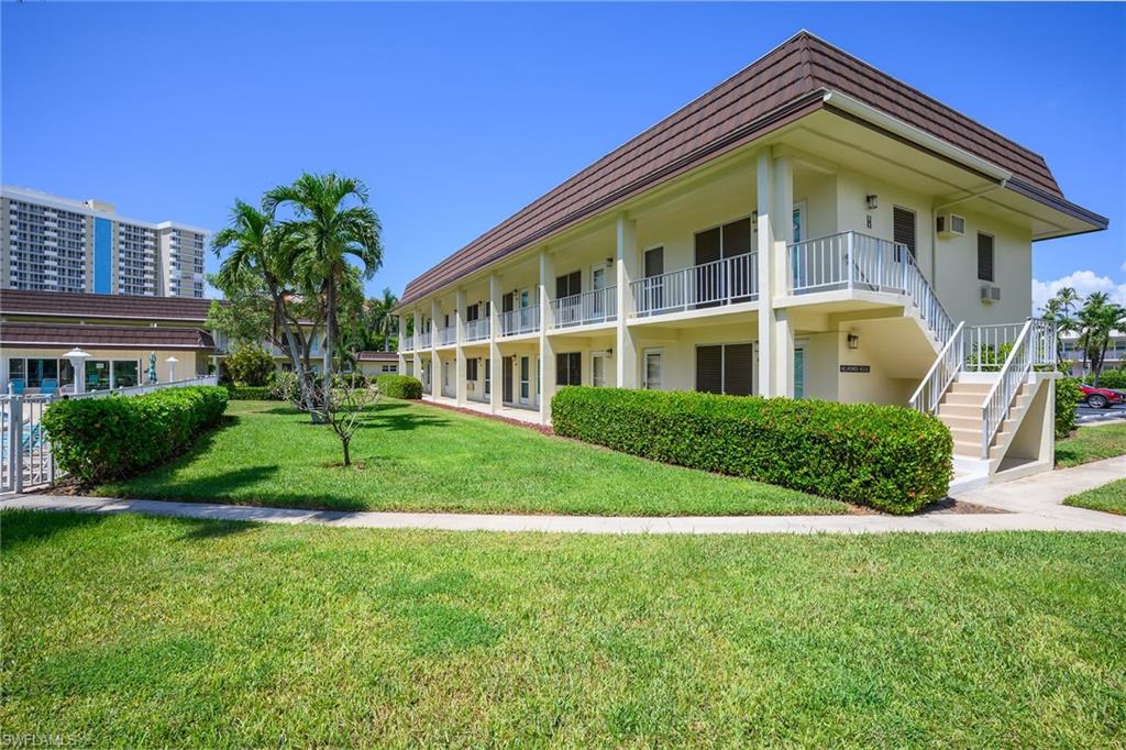 MARCO BEACH - Residential
