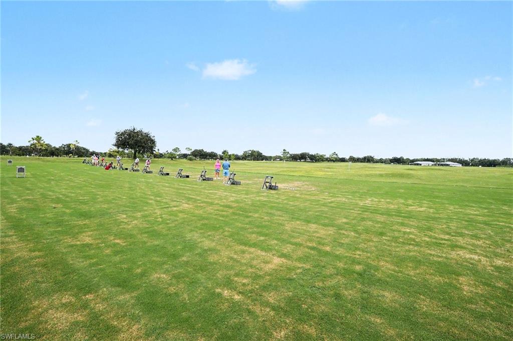 COUNTRY CLUB - Residential