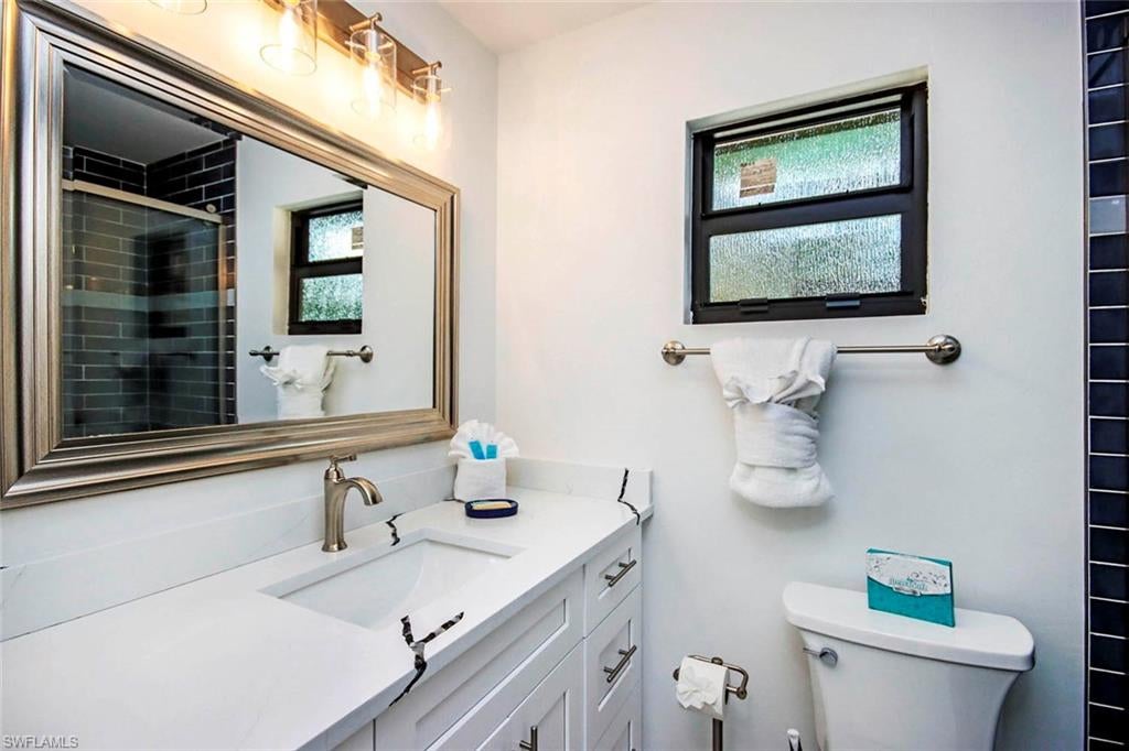 BLIND PASS CONDO - Residential