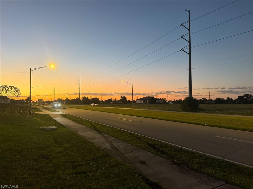 CAPE CORAL - Residential
