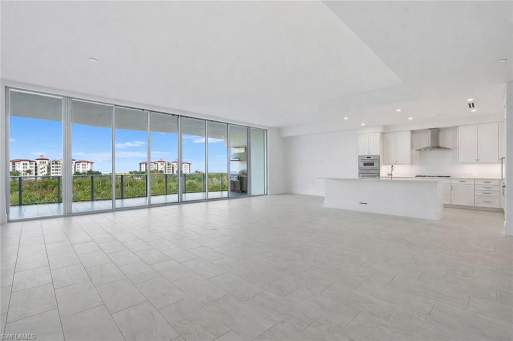 INFINITY AT THE COLONY - Residential