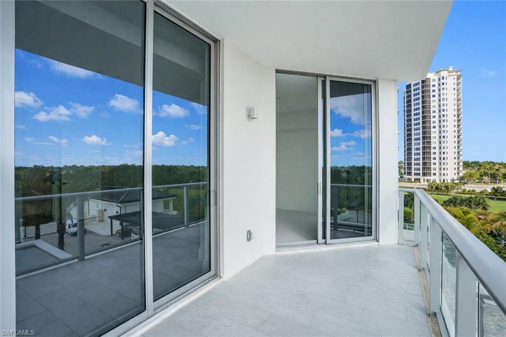 INFINITY AT THE COLONY - Residential