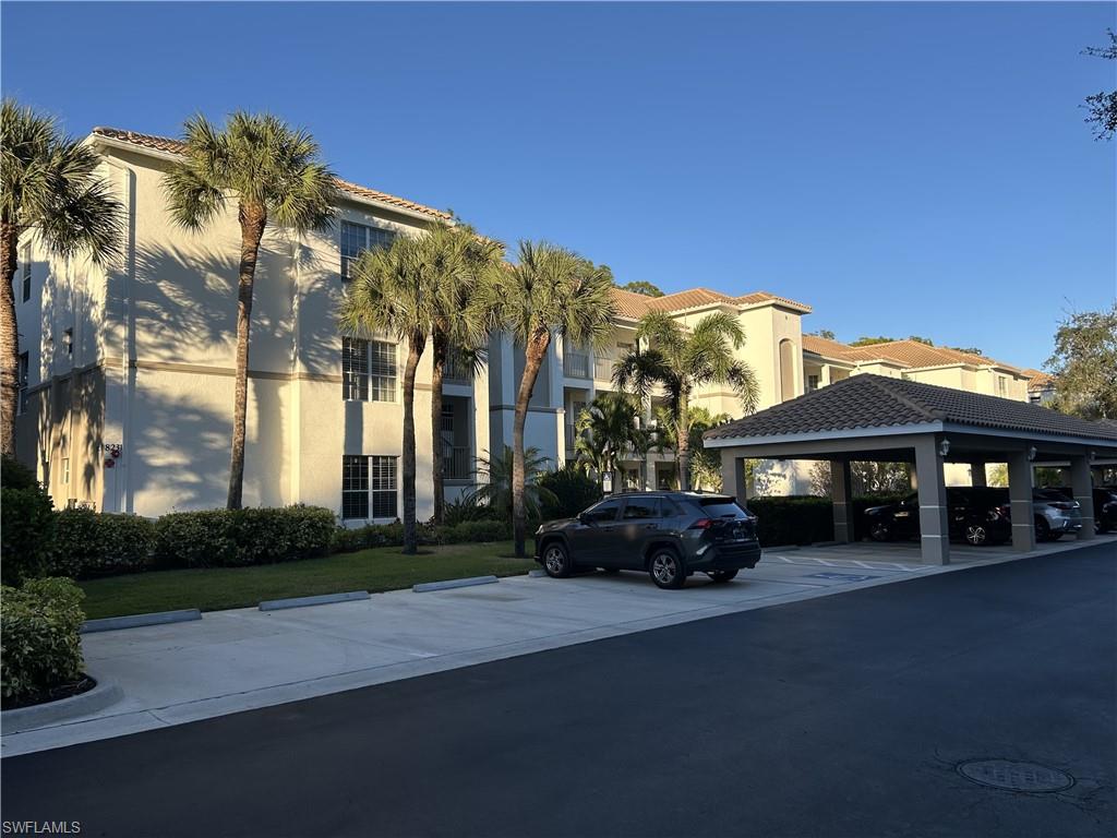 VANDERBILT COUNTRY CLUB - Residential