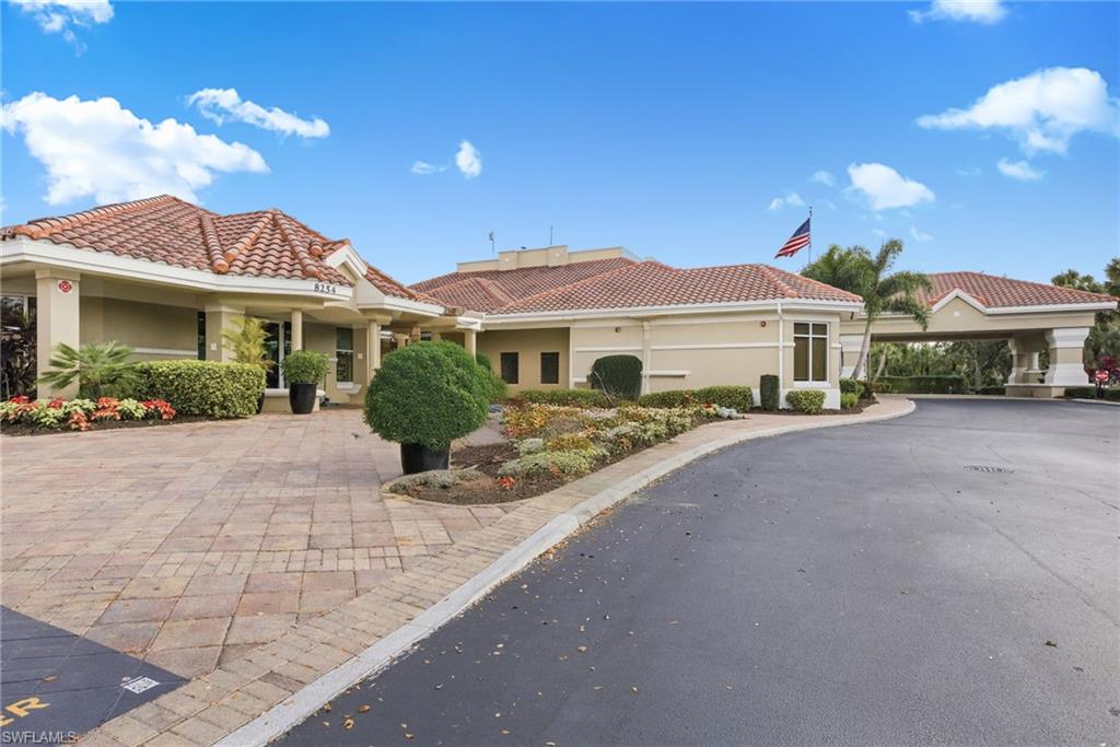 VANDERBILT COUNTRY CLUB - Residential