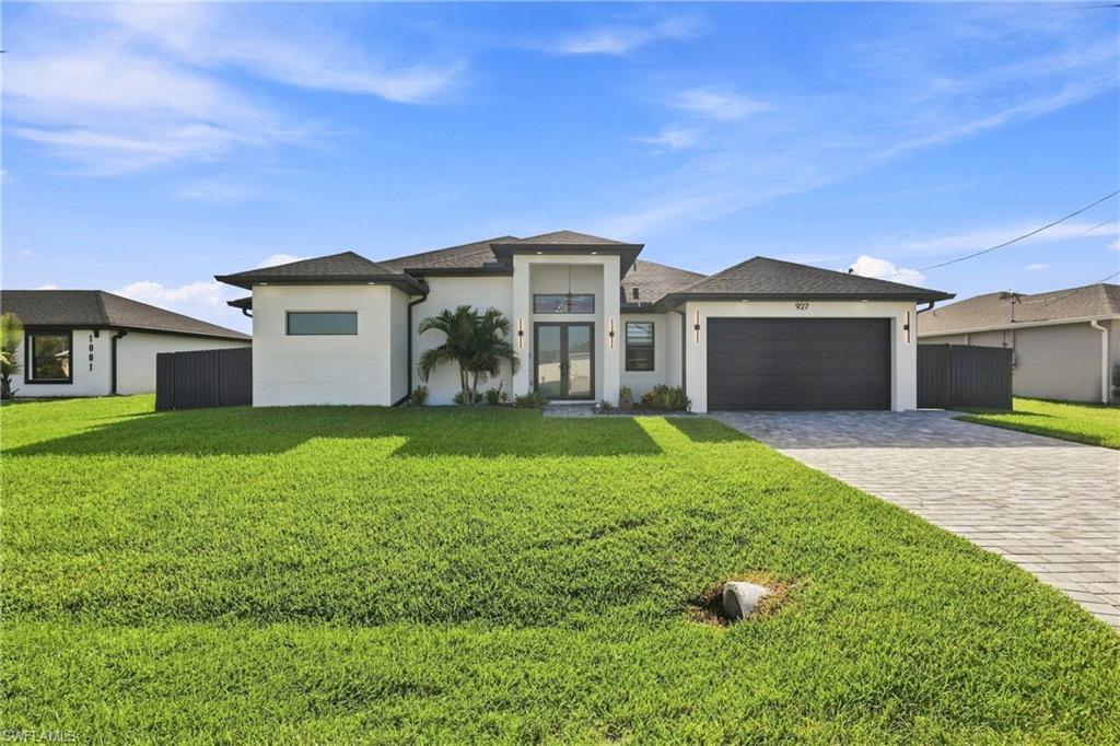 CAPE CORAL - Residential