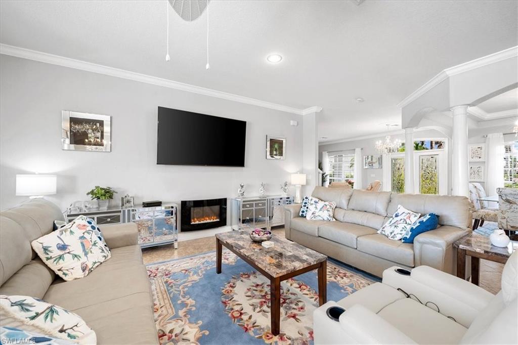 CAPE ROYAL - Residential