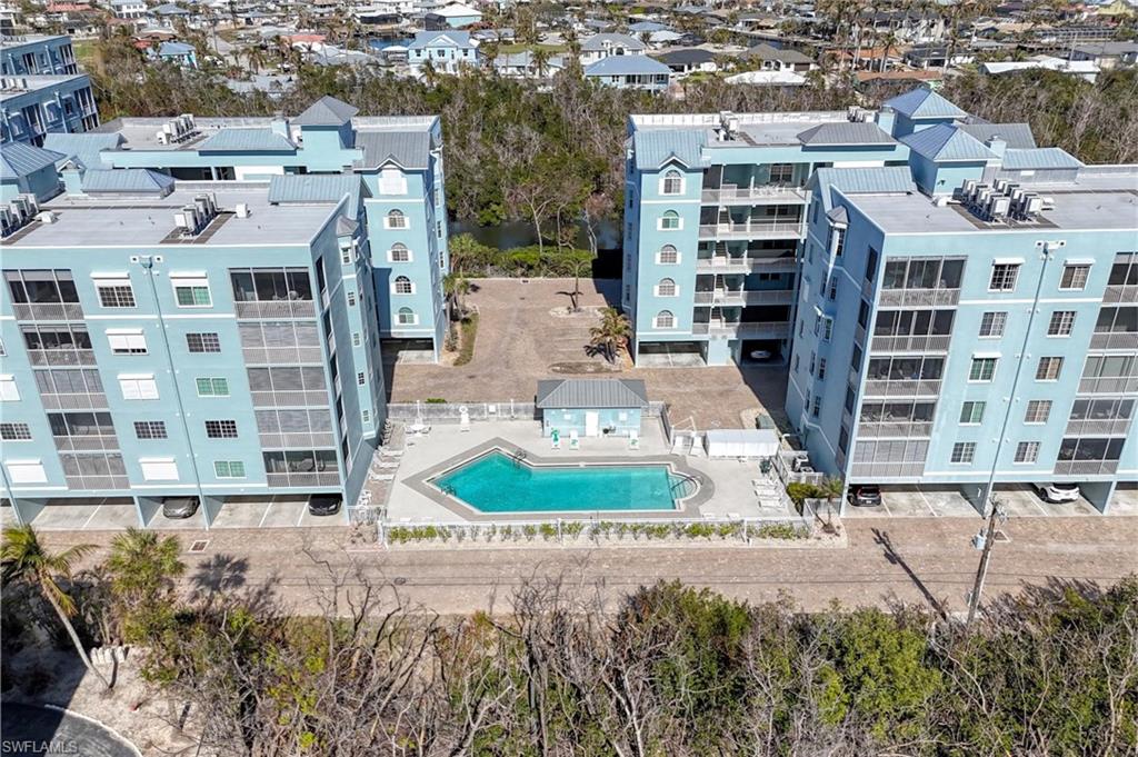 CAPTAINS BAY SOUTH - Residential