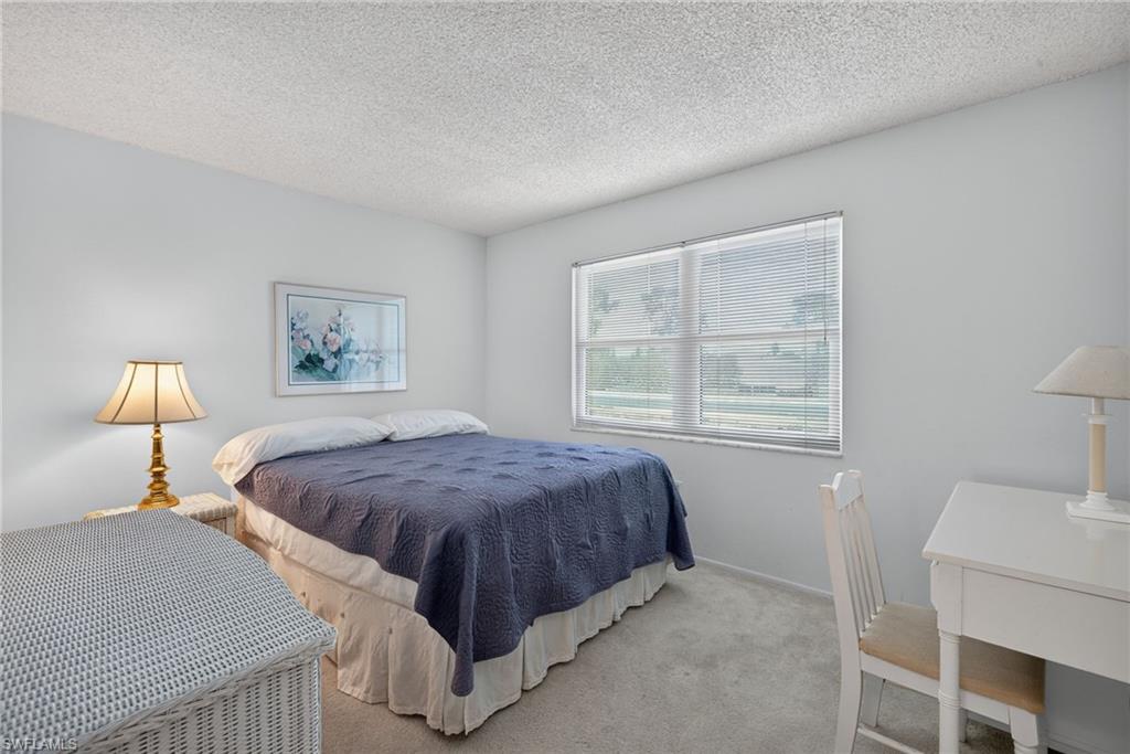 SEVEN LAKES - Residential