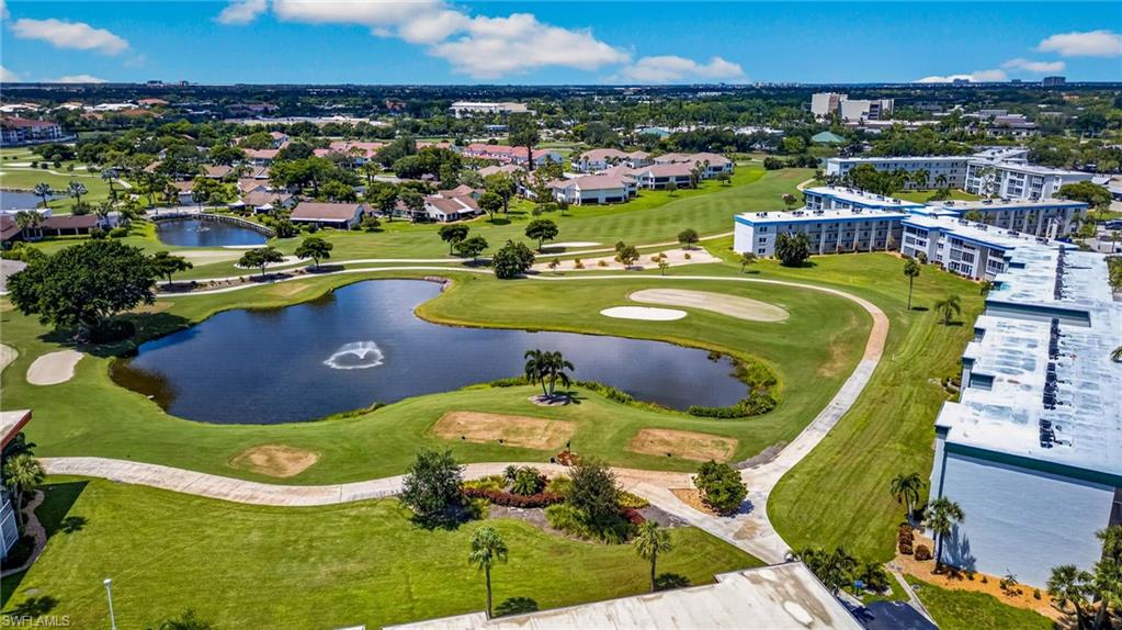 SEVEN LAKES - Residential