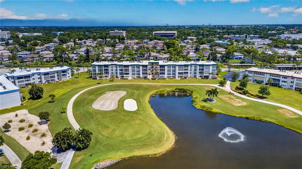 SEVEN LAKES - Residential