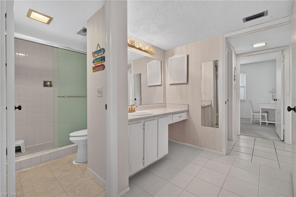 SEVEN LAKES - Residential
