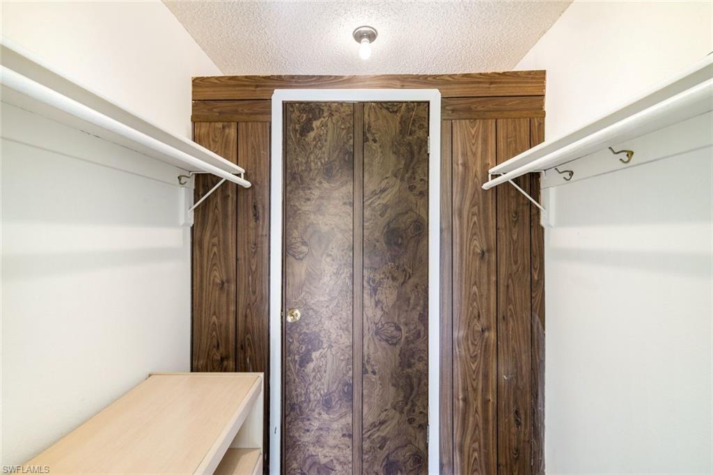 BLIND PASS CONDO - Residential